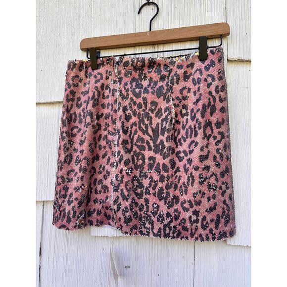 Free People One Pink Cheetah Sequin Festival Mini Skirt Size 2 NWT - Picture 6 of 10